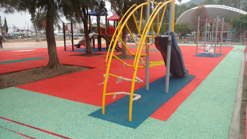 Superficies Infantiles en Exterior Pisando Fuerte