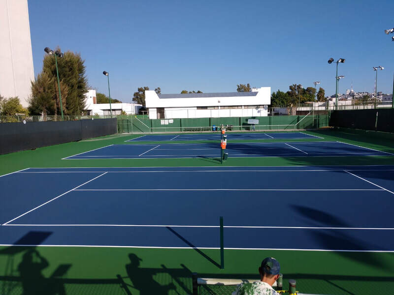 Cancha de Tenis superficie Dura Pisando Fuerte