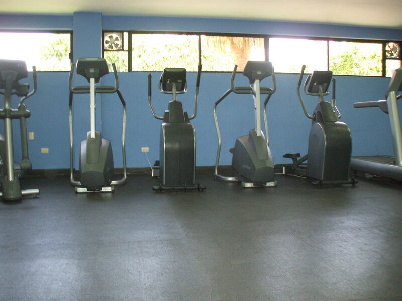 Pisos para Gimnasios Pisando Fuerte